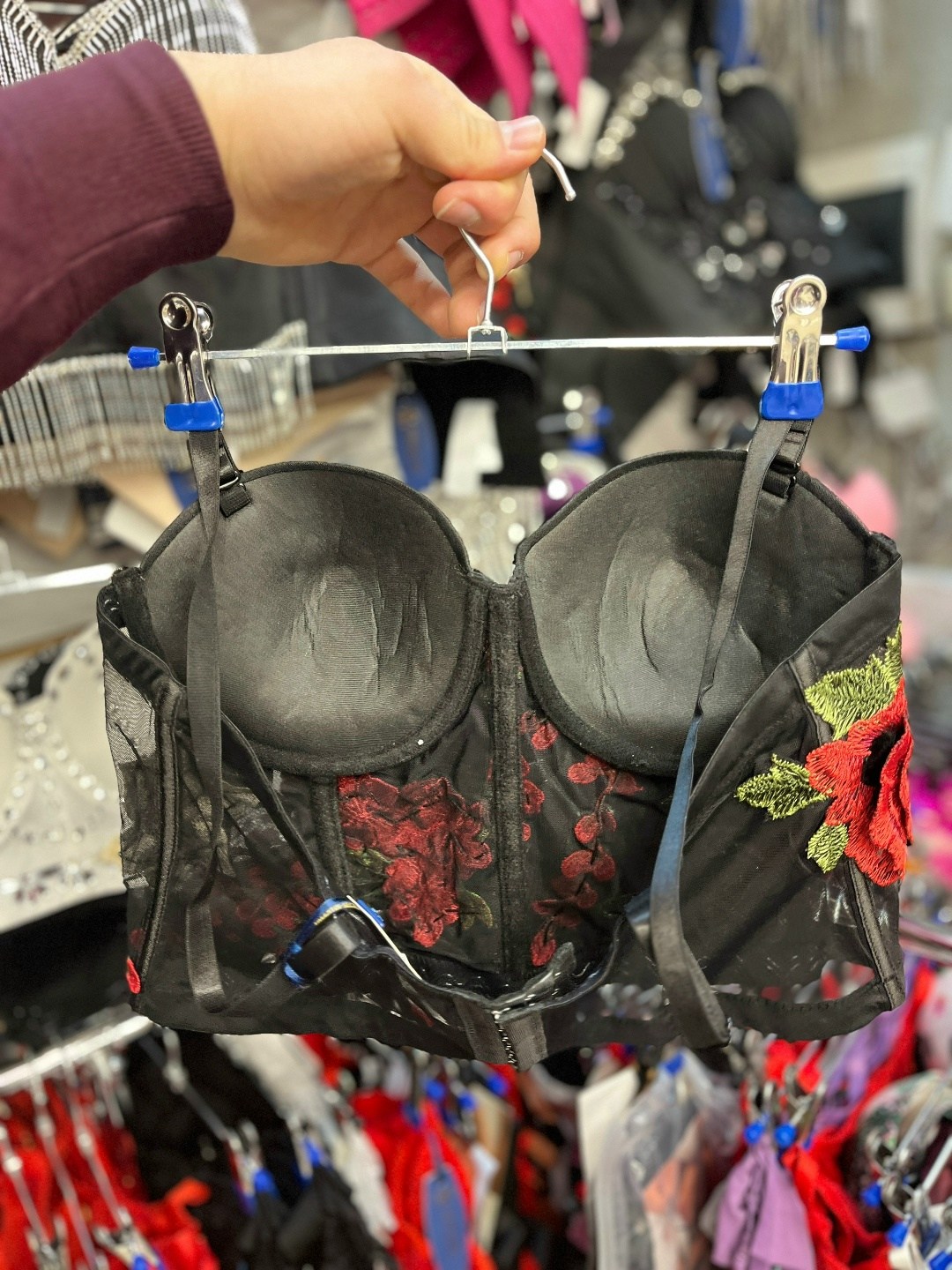 бюстье,нижне бельё женское,бюстье с вышивкой,бюстгальтер бюстье,женские белье