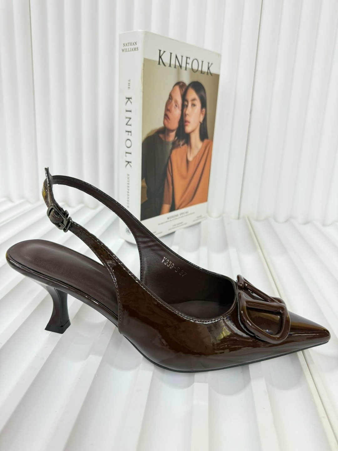 ,туфли yves saint laurent,туфли лодочка,женские босоножки,туфли женские