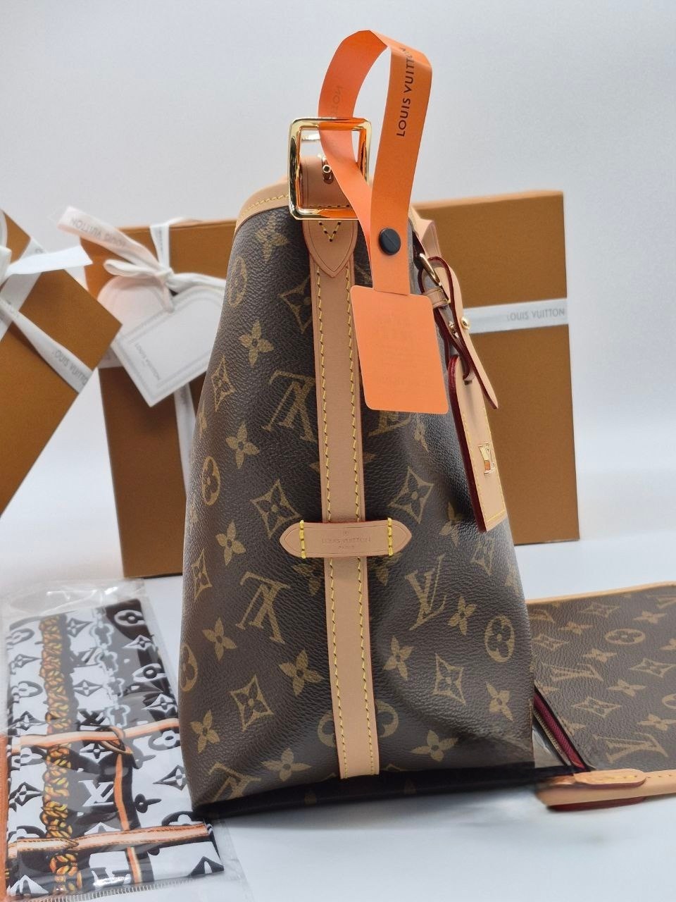 сумка на плечо louis vuitton,сумка louis vuitton,louis vuitton сумка женская,сумка луи виттон,модная сумка