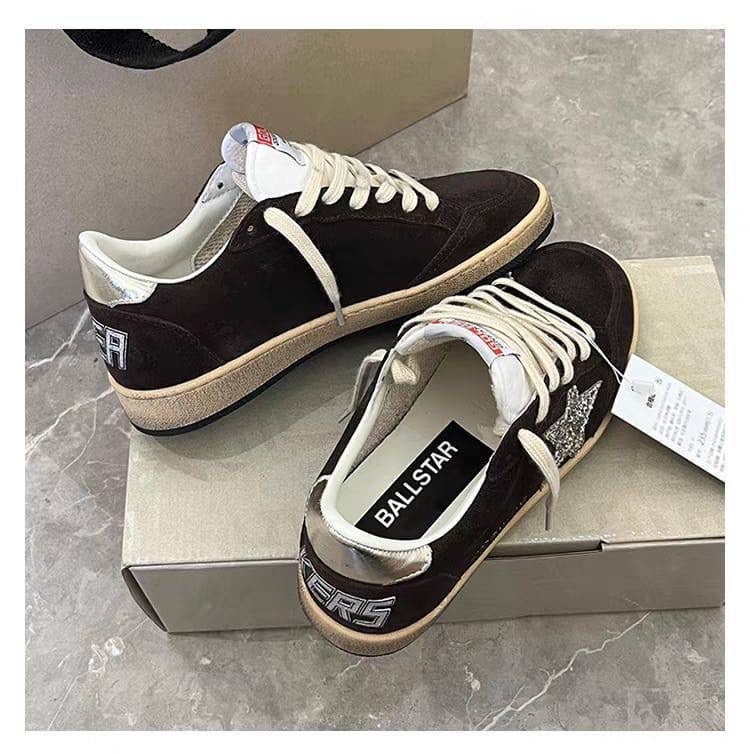 ,кроссовки golden goose,кеды golden goose,замшевые низкие кеды ballstar с аппликацией в виде звезд golden goose черный,кроссовки golden goose ball star