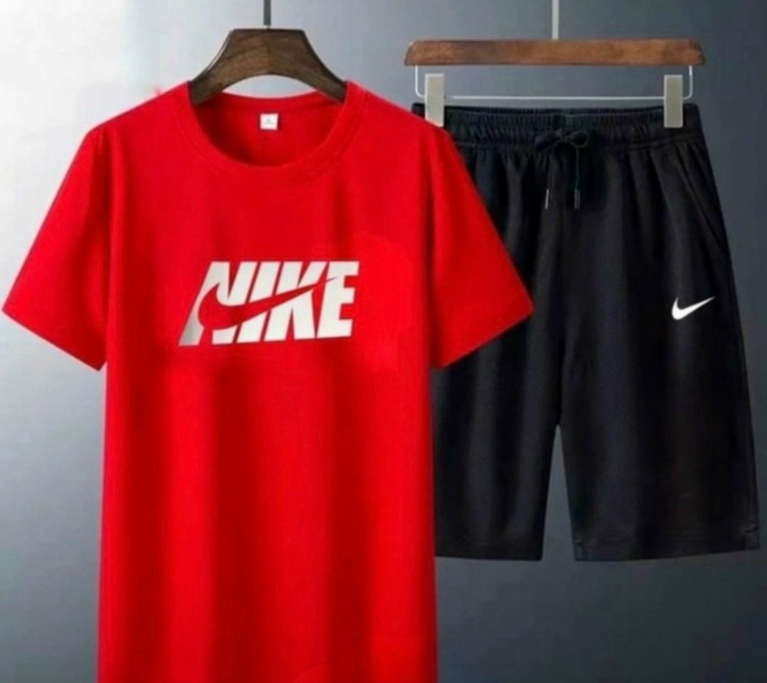 комплект футболки,комплект футболок nike,спортивные мужские костюмы,спортивные костюм,спортивный костюм шорты футболка