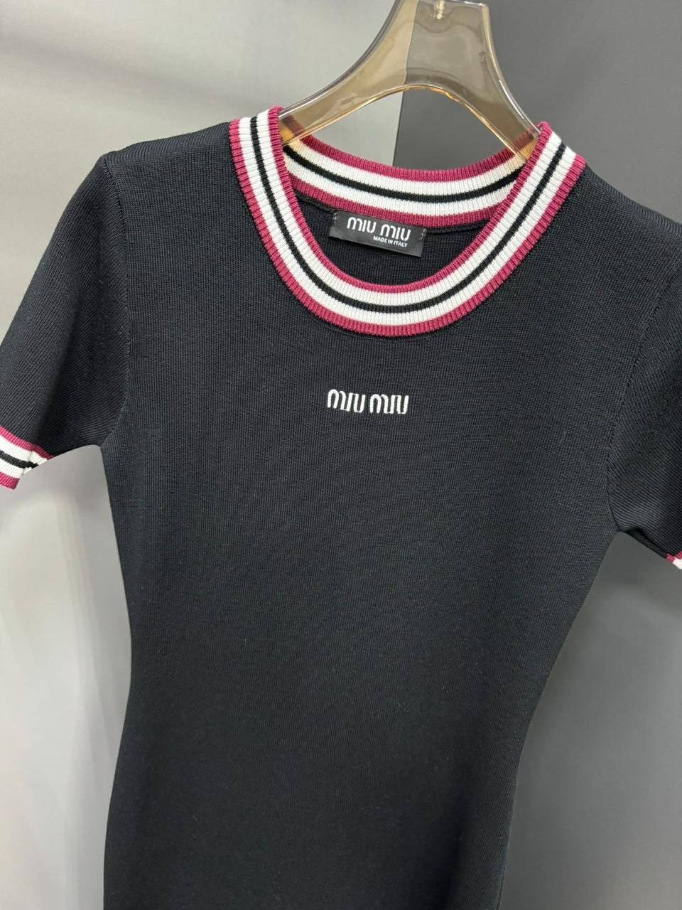 трикотажное платье,платье,платье женская,платье в спортивном стиле,спортивное платье