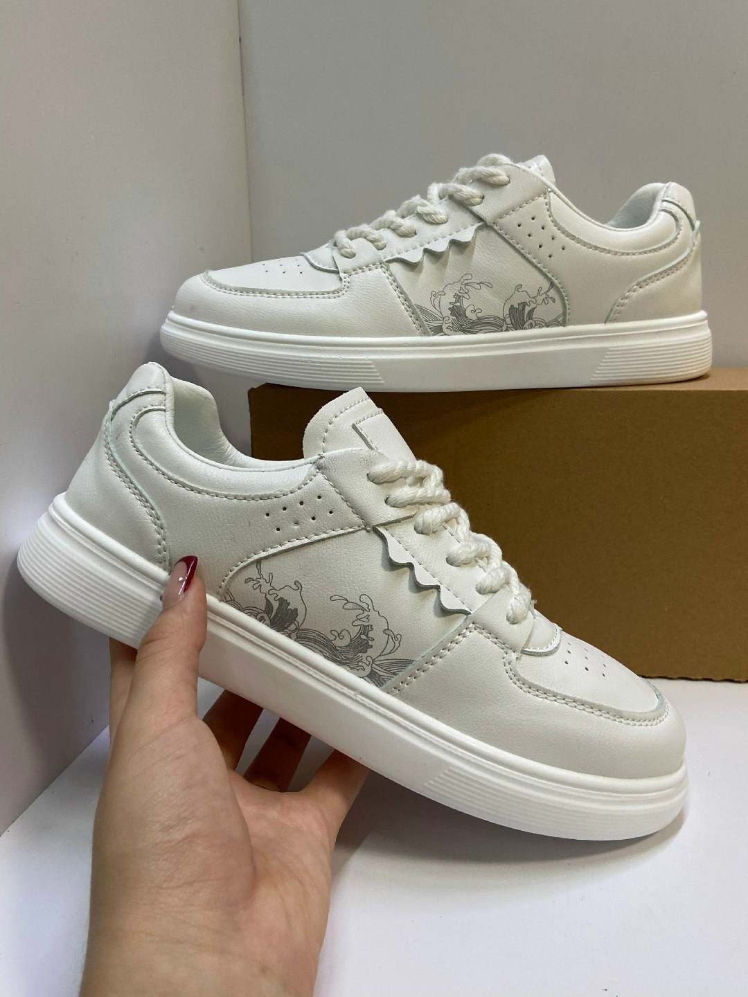 ,кроссовки женскиe,кроссовки белые женские,белые кроссовки,кроссовки для женщин