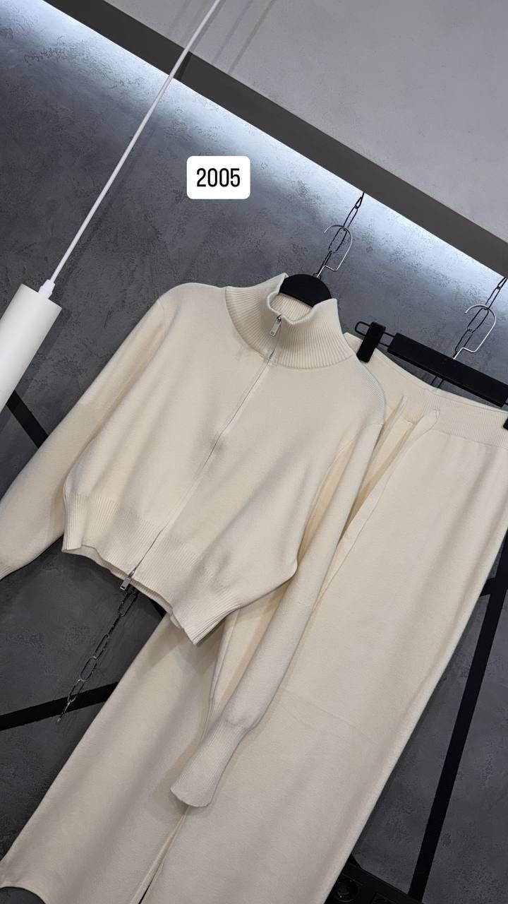 кашемировый костюм,костюм двойка кашемир,костюм трикотажный,кашемировый костюм лоро пиано,трикотажный костюм женский