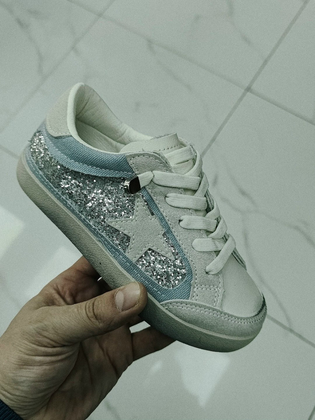 ,блестящие кроссовки,женские кроссовки,обуви,кеды женские golden goose