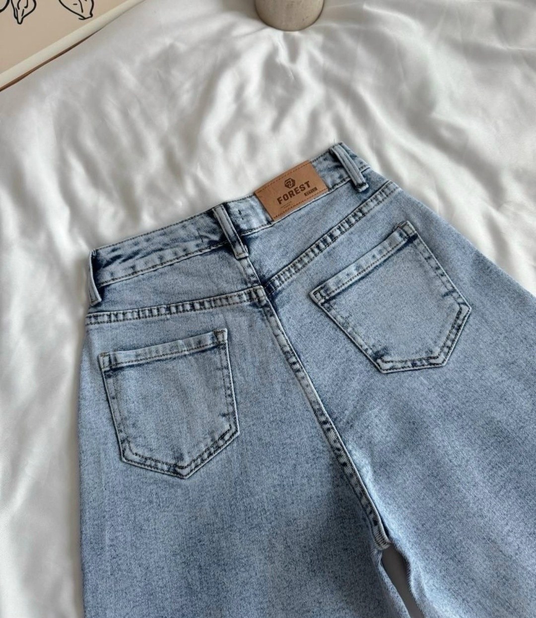 джинсы женские,джинсы широкие,стильные джинсы,широкие джинсы женские,джинсы брюки