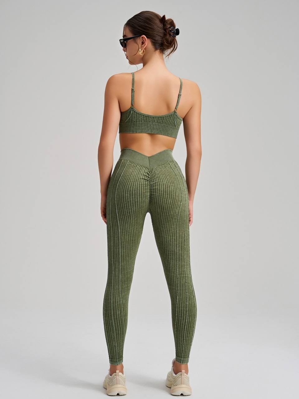 леггинсы с высокой талией спортивные,костюм для фитнеса,cпортивный костюм для фитнеса,спортивная одежда для фитнеса,одежда для фитнеса