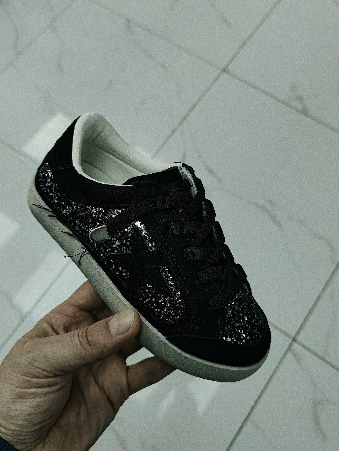 ,блестящие кроссовки,женские кроссовки,обуви,кеды женские golden goose