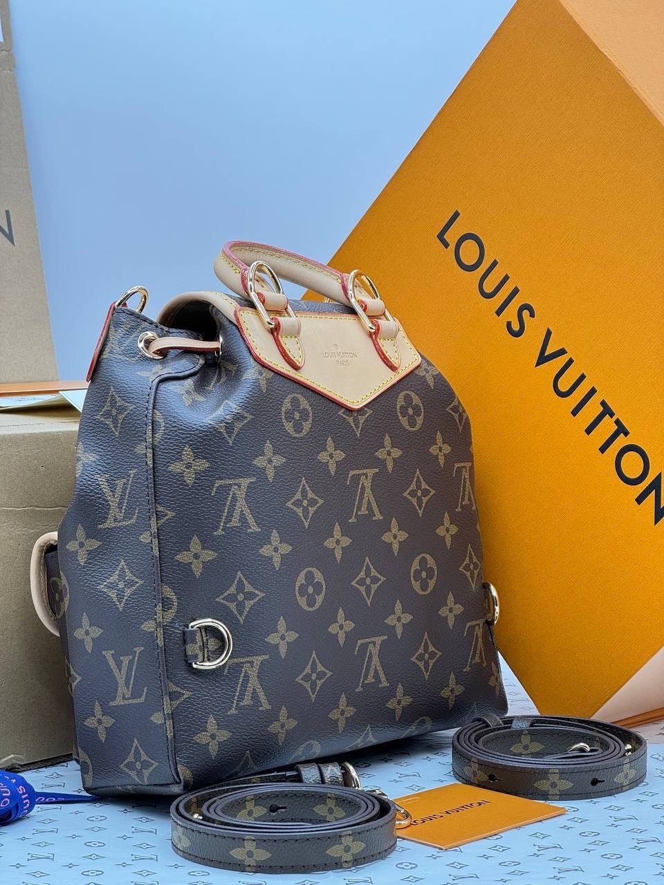 рюкзак louis vuitton,рюкзак луи виттон,сумка луи виттон,рюкзак louis vuitton montsouris,рюкзак луи виттон женский