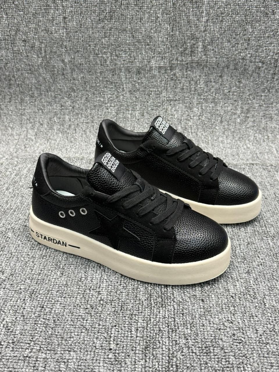 ,golden goose кроссовки super-star коричневый,кроссовки замш,кеды golden goose,лаковые кроссовки golden goose