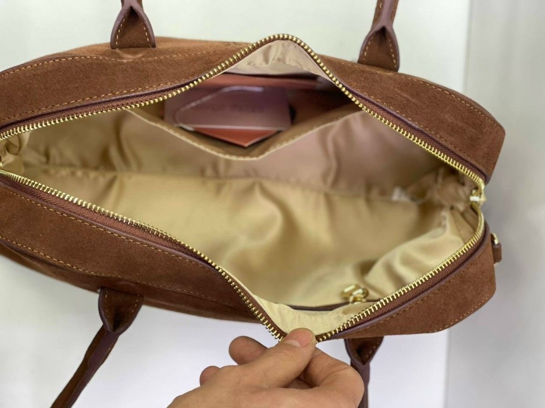 сумка женская miu miu,сумка miu miu,женская замшевая сумка miu miu arcadie коричневая,сумка miu miu натуральная замша,замшевая сумка