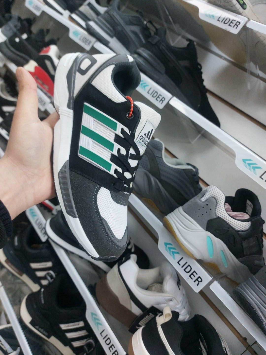 кроссовки adidas torsion,кроссовки мужские adidas torsion,adidas кроссовки,мужские кроссовки adidas,кроссовки адидас торшин