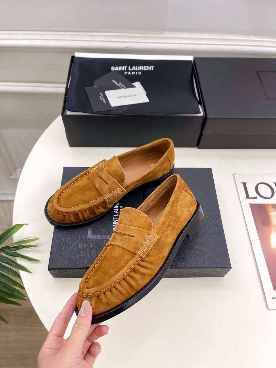 ,лоферы женские loro piana,лоферы замшевые,замшевые лоферы brunello cucinelli,лоферы loro piana