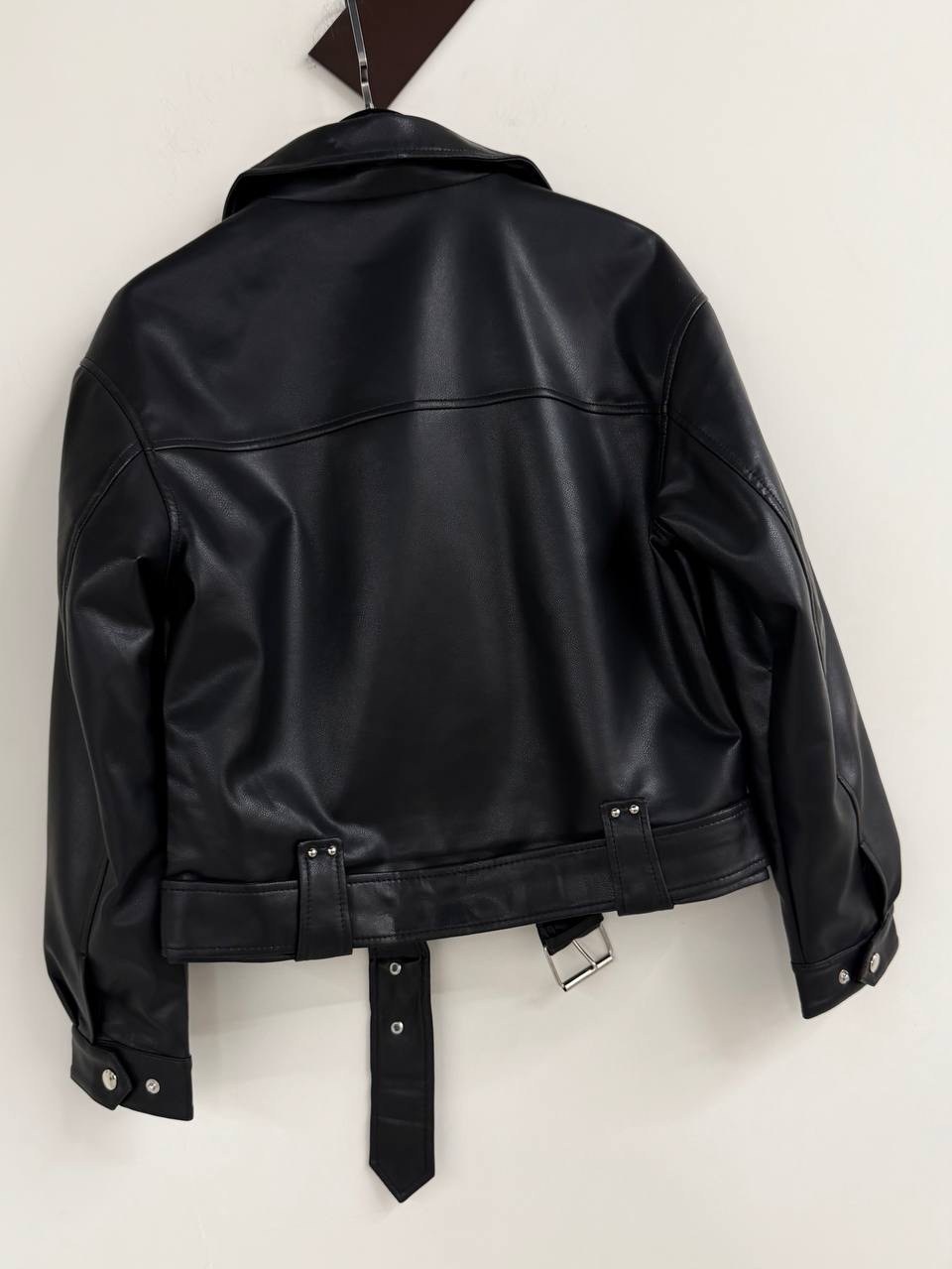 женская байкерская куртка из искусственной кожи,женская куртка из искусственной кожи,куртка резервед косуха женская,куртка кожаная,женская кожаная куртка