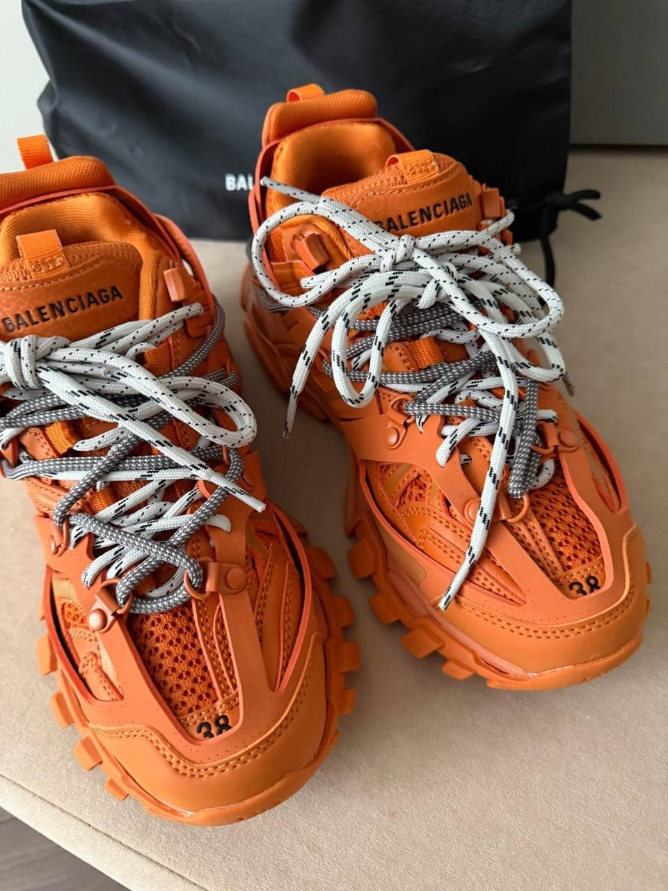 баленсиага трек кроссовки мужские,кроссовки balenciaga track,balenciaga track orange white,balenciaga кроссовки,balenciaga track
