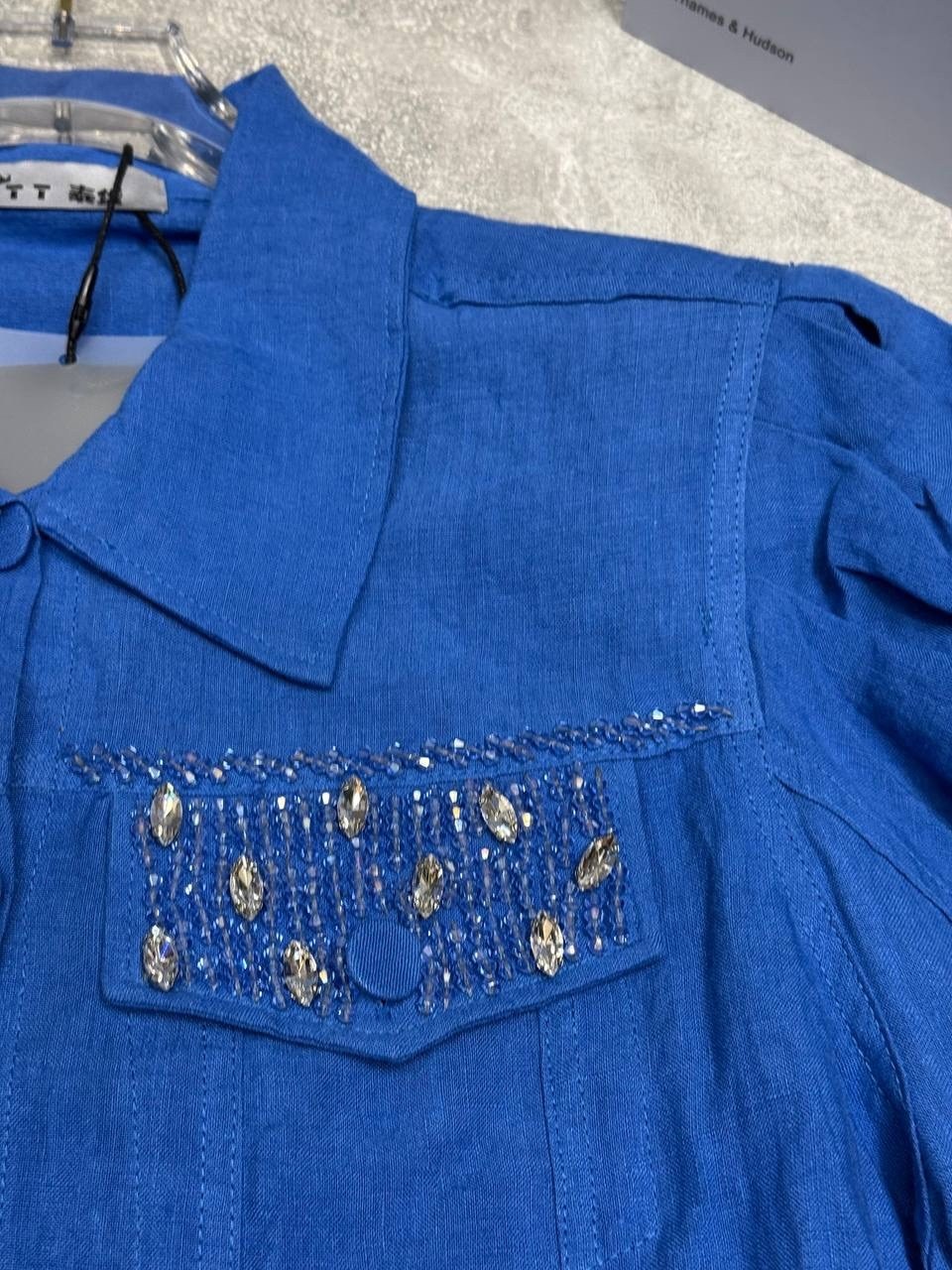 джинсовая куртка,женская джинсовая куртка,джинсовая куртка miu miu,джинсовый костюм со стразами,куртка женская