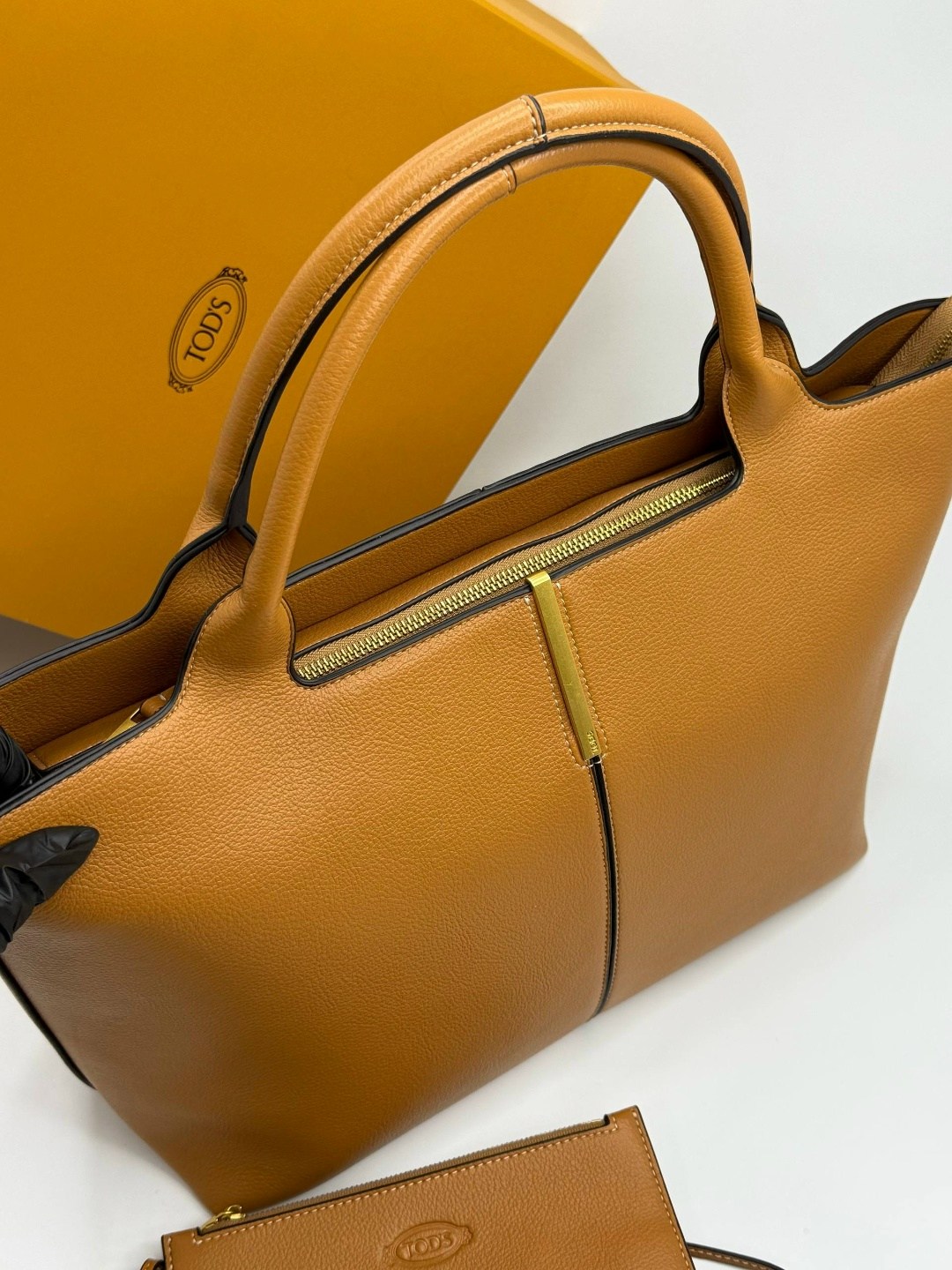 сумка,оранжевая сумка,сумка женские,сумки брендовые оранжевая,классическая сумка