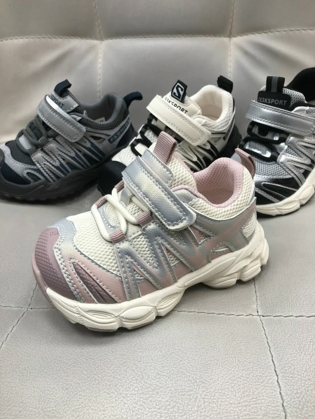 ,детские кроссовки,спортивная ,кроссовки для детей,брендовая