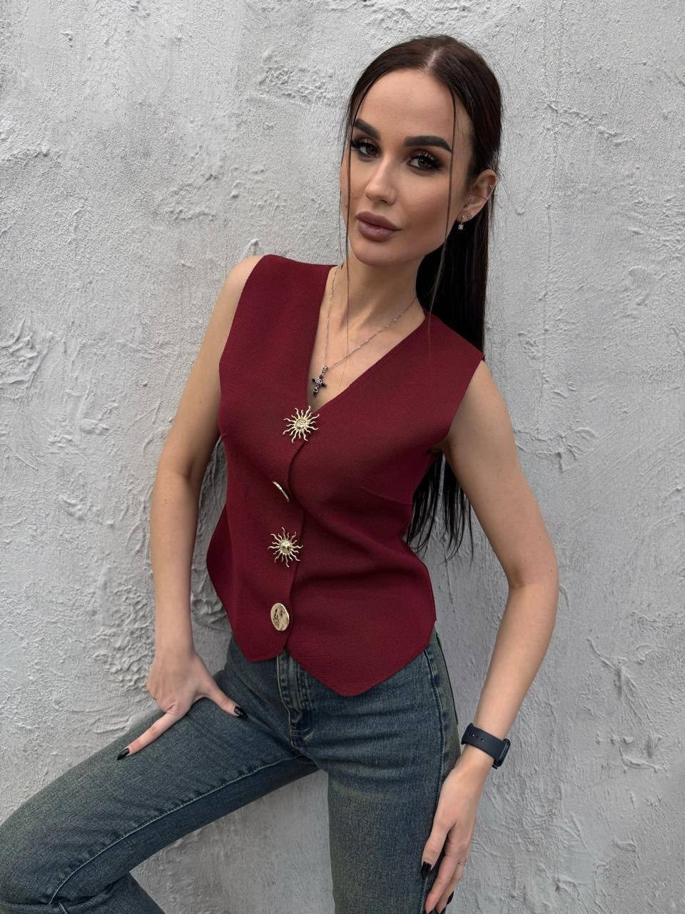 жилетка женская,жилет трикотажный,жилетка,жилет женский,бордовая жилетка