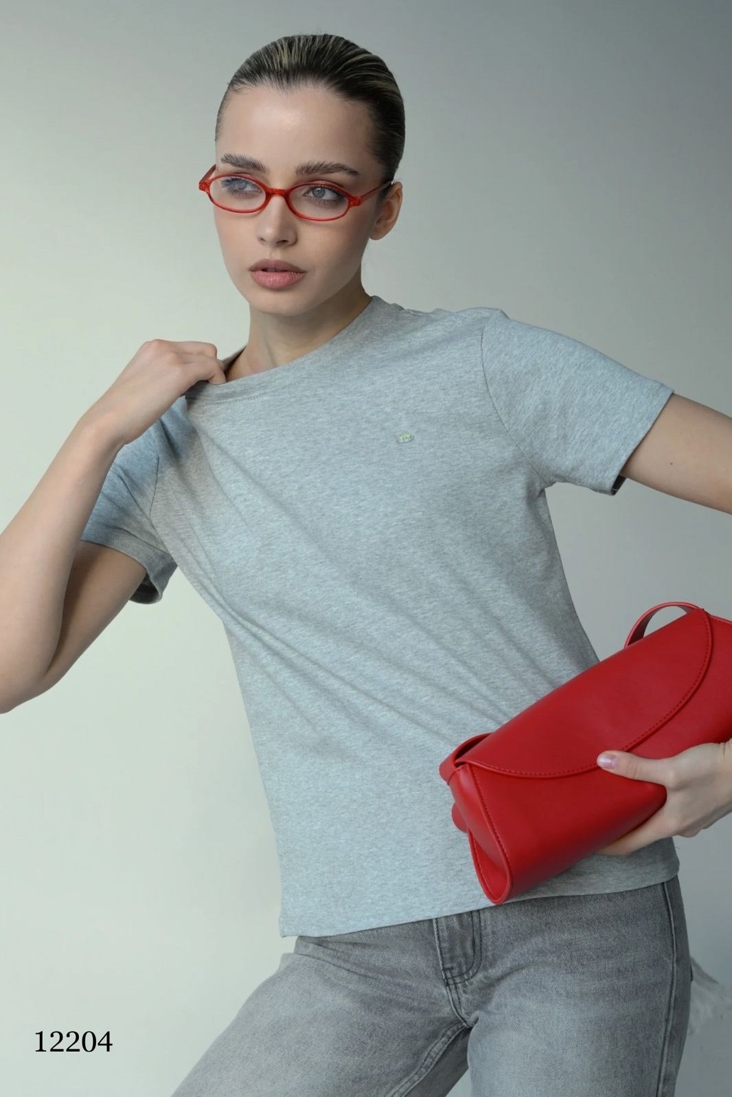 женская футболка,серая футболка женская,базовая женская футболка,серая футболка,базовая футболка