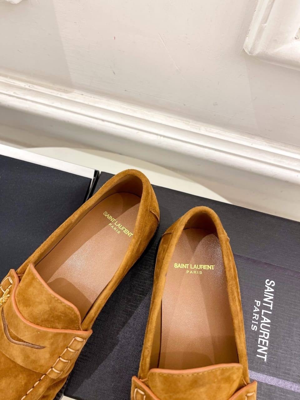 ,лоферы женские loro piana,лоферы замшевые,замшевые лоферы brunello cucinelli,лоферы loro piana