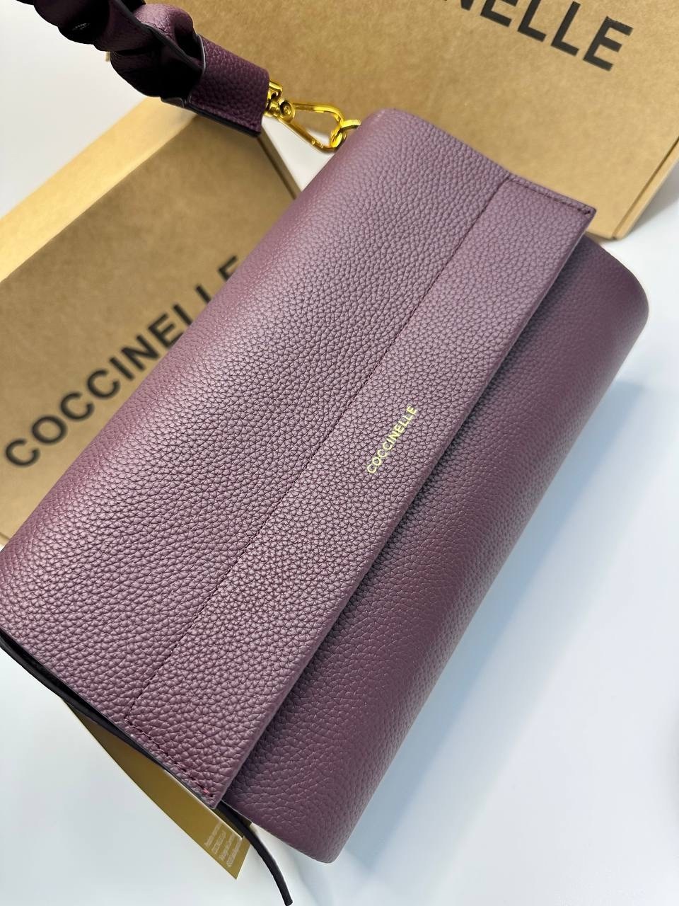 сумка coccinelle,кожаная сумка coccinelle,сумка coccinelle пыльная роза,женская сумка coccinelle,сумка coccinelle b14 натуральная сафьяновая кожа