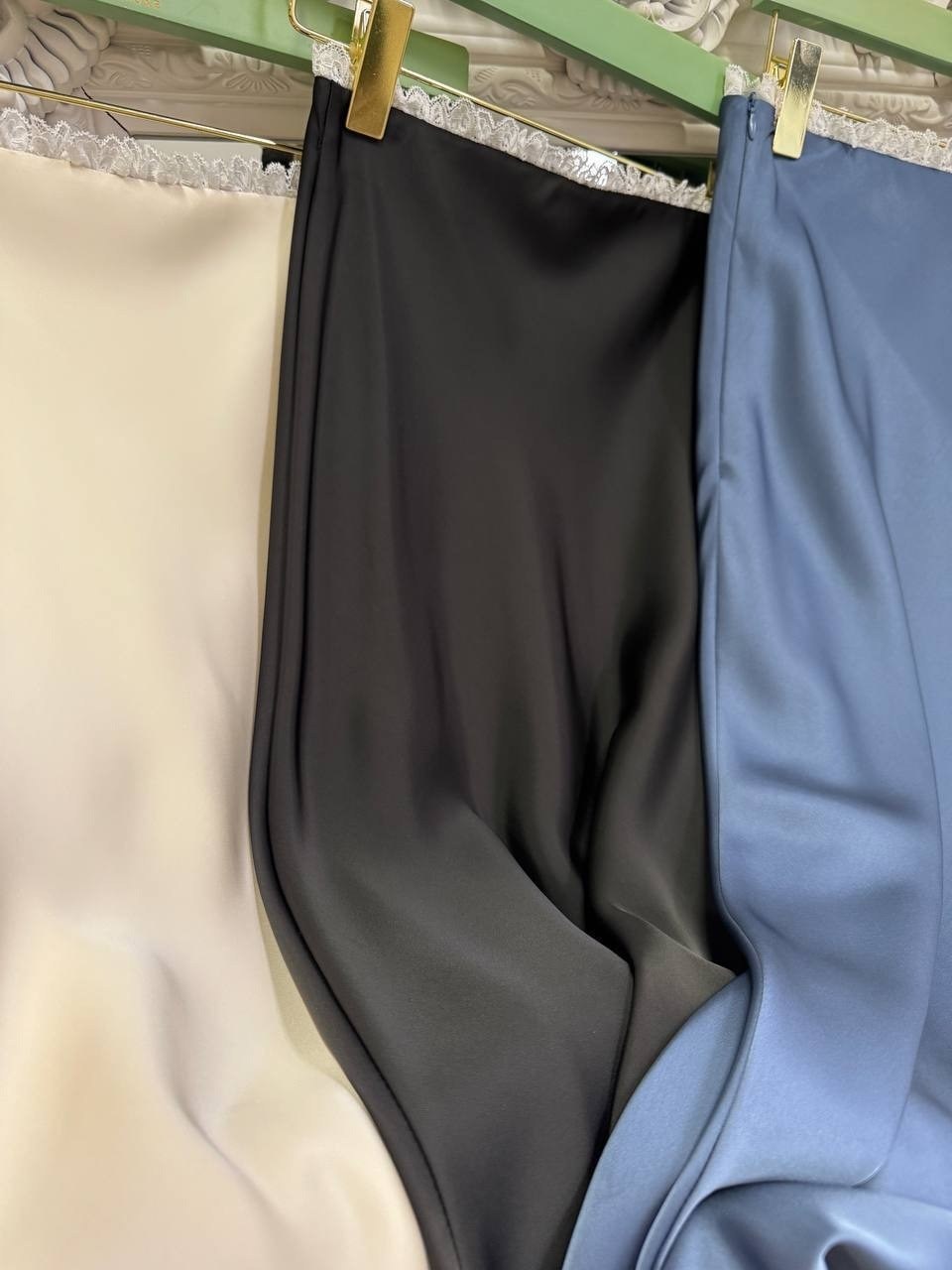 атласная юбка,женская атласная юбка средней длины,шелковая юбка миди,атласная юбка с высоким,юбка атласная миди