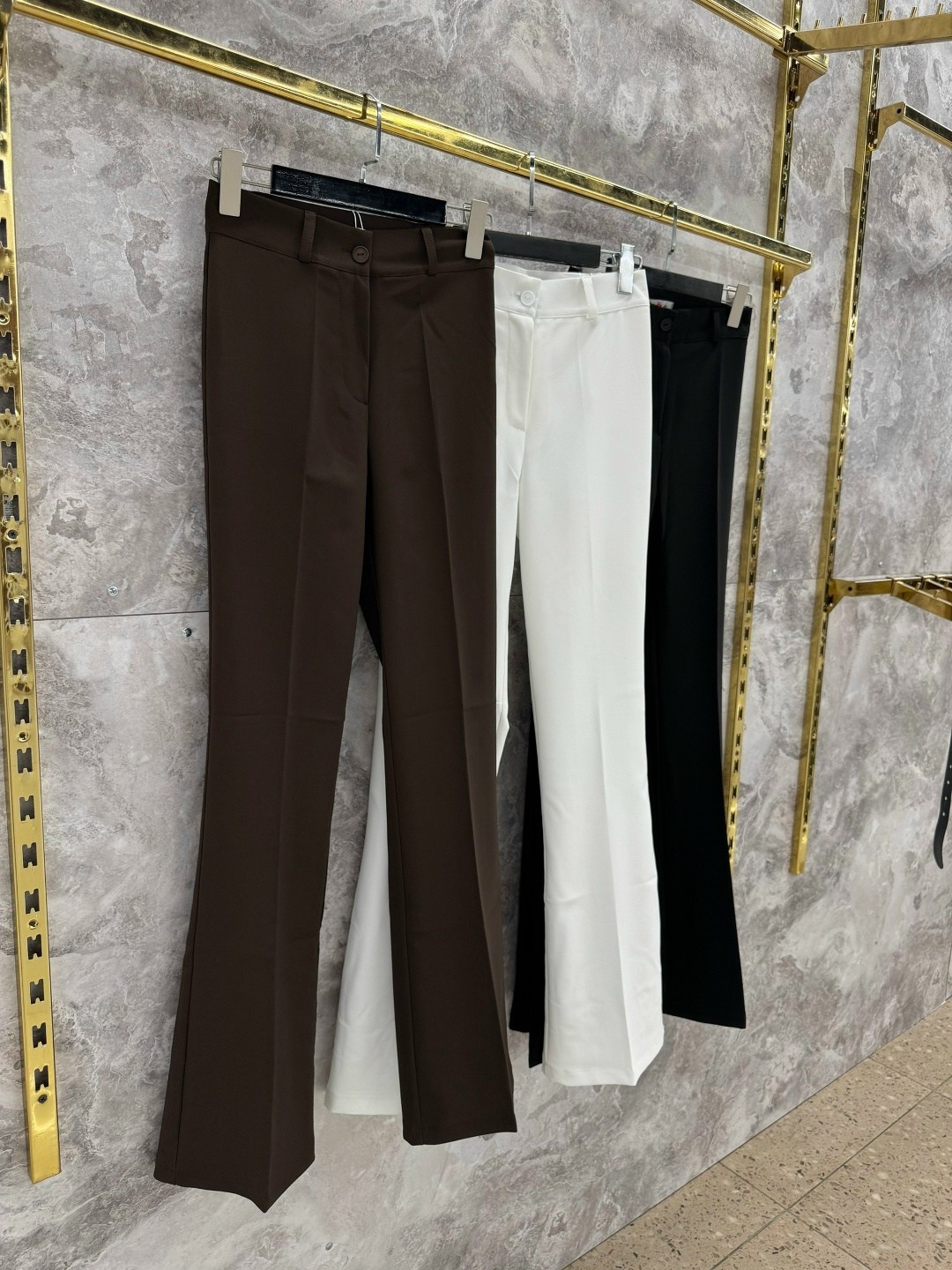 брюки классические,модные брюки,повседневные брюки,женские брюки,брендовые брюки mrm с высокой и низкой талией