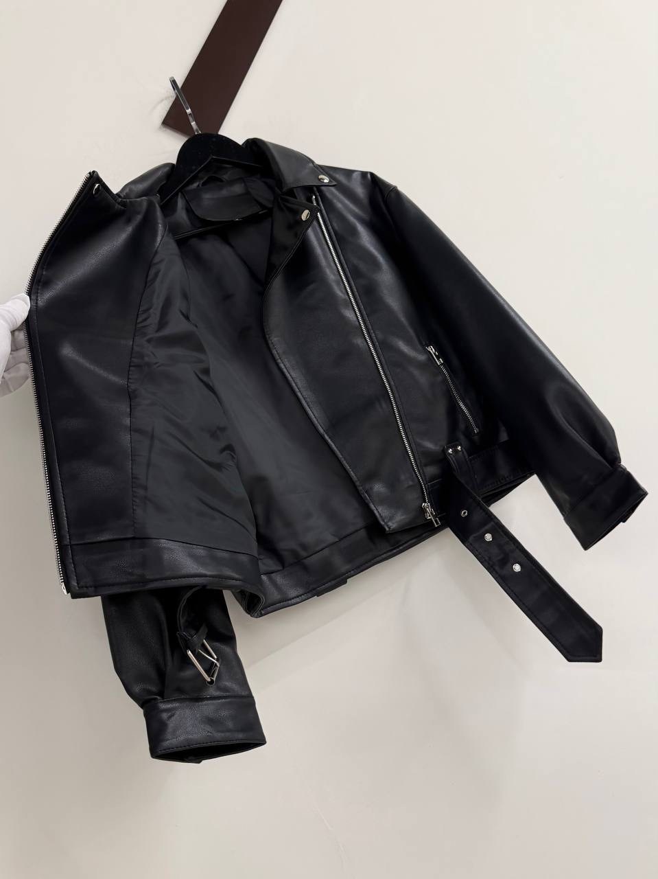 женская байкерская куртка из искусственной кожи,женская куртка из искусственной кожи,куртка резервед косуха женская,куртка кожаная,женская кожаная куртка