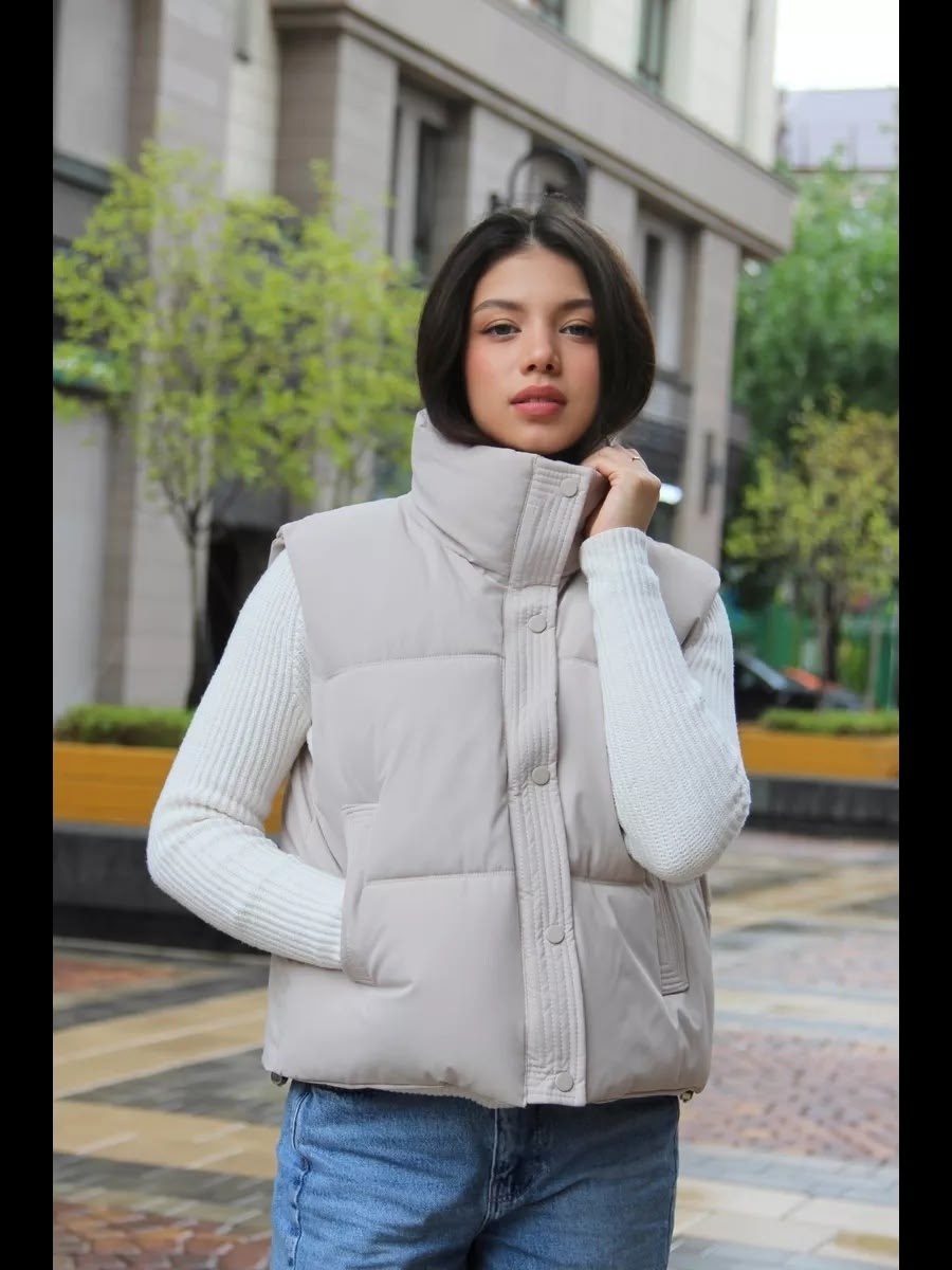 женский пуховой жилет с воротником-стойкой,теплый жилет,женский жилет,жилетка женская,пуховой жилет