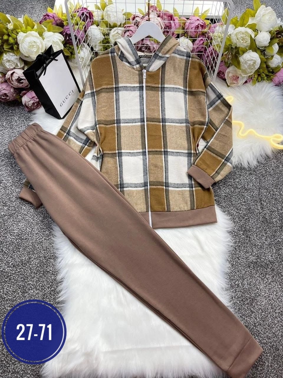 костюм тройка спорт шик,модные костюмы,костюм на флисе,костюм спортивный женский,женские костюмы