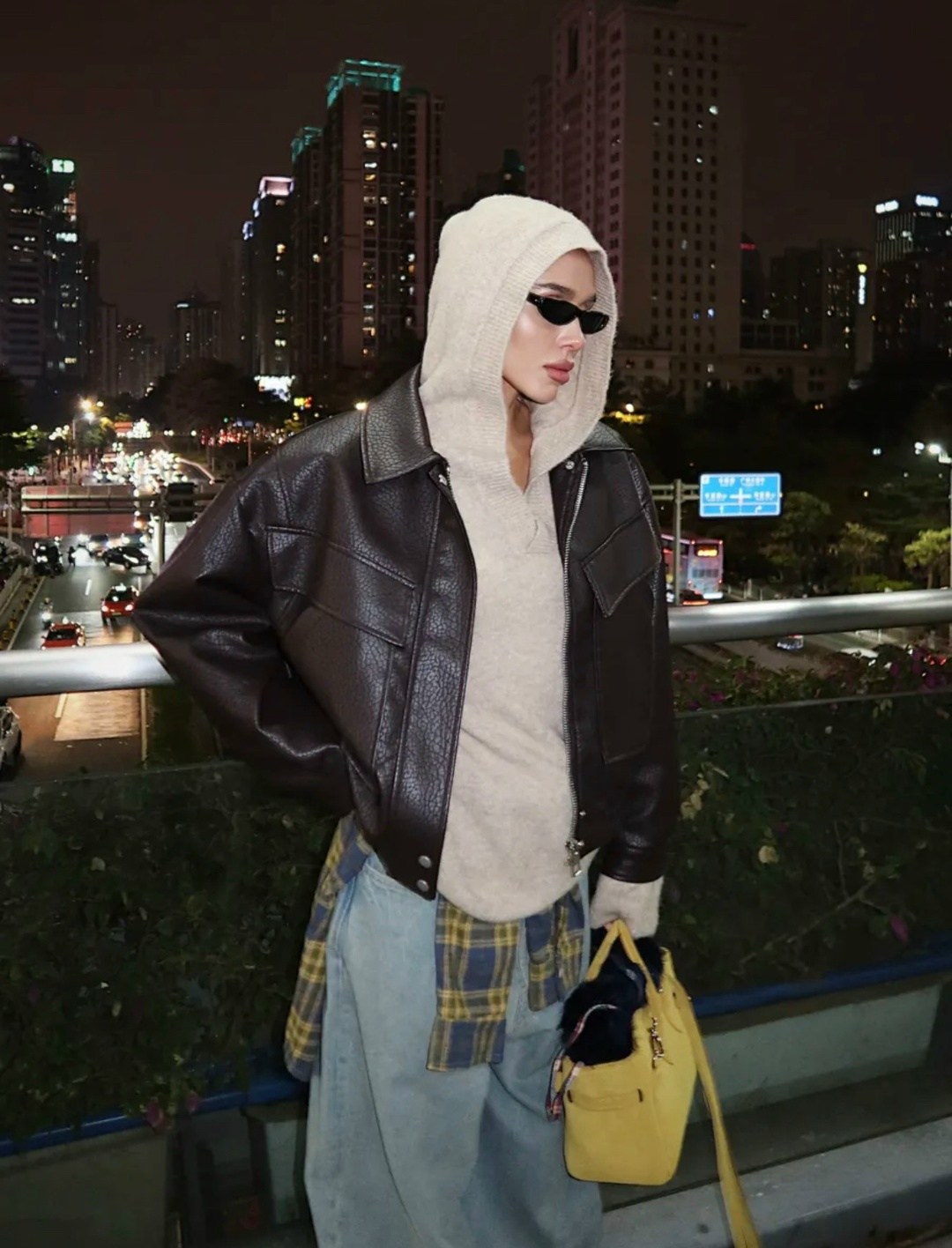 стиль и мода,кожаная куртка,мода модная,уличная мода