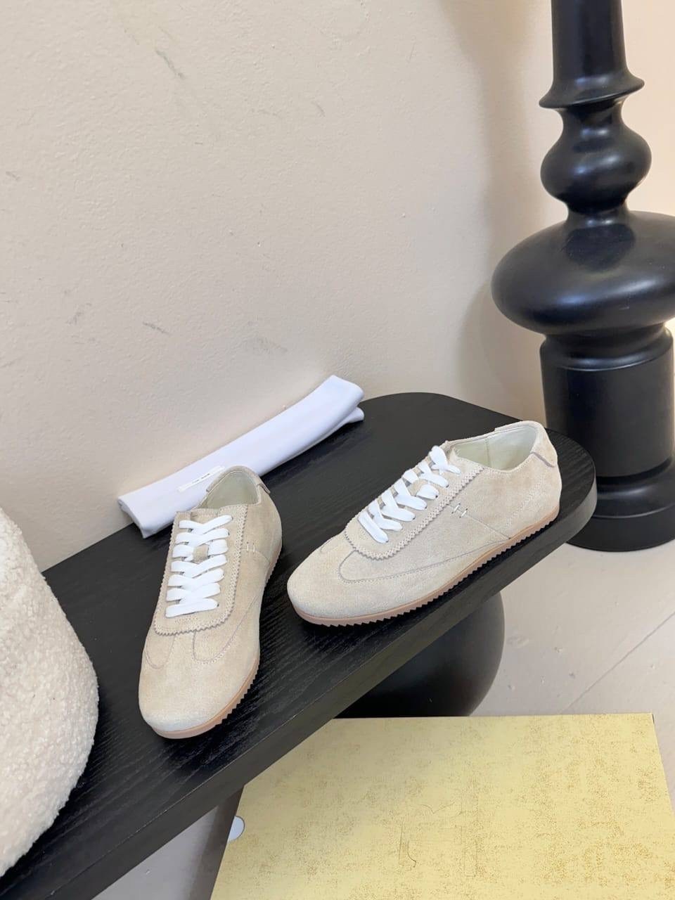 ,кроссовки женскиe,замшевые кроссовки, спортивная,повседневные кроссовки