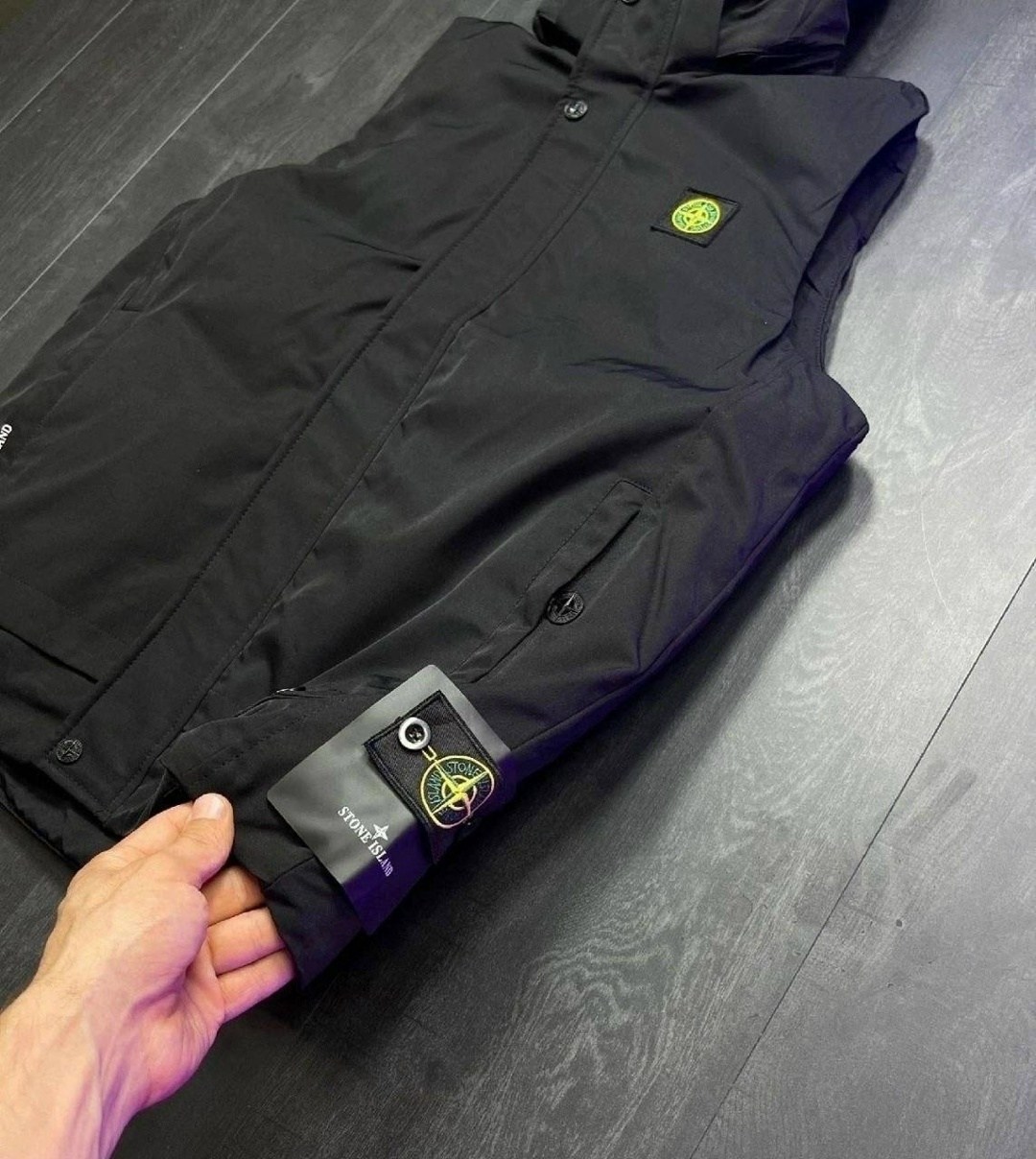 жилетка стон айленд,демисезонная жилетка,жилетка адидас,жилетка с капюшоном,жилетка stone island