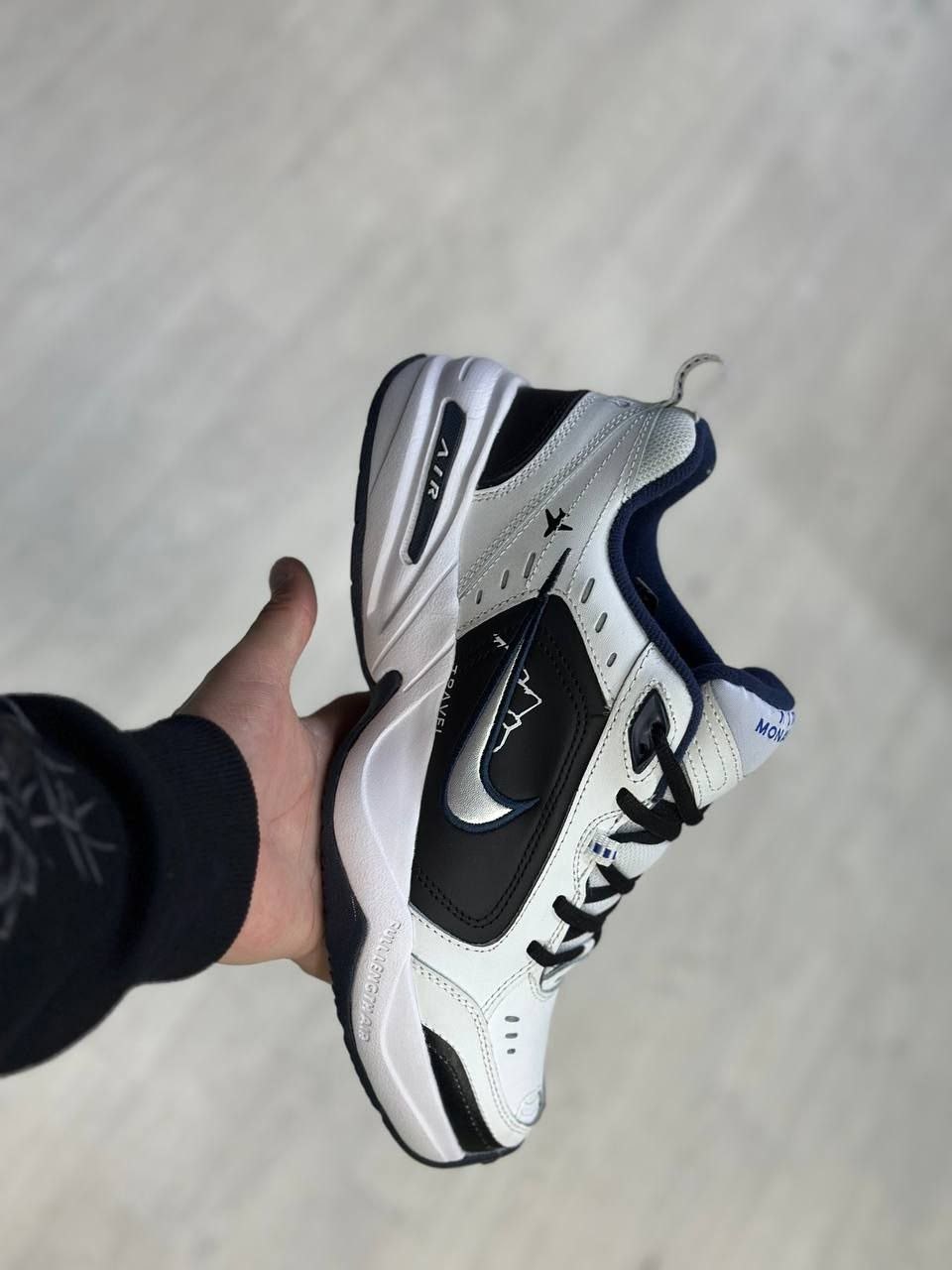 nike air monarch iv,кроссовки nike air monarch iv,nike air monarch,кроссовки мужские nike air monarch iv,кроссовки найк монарх 4