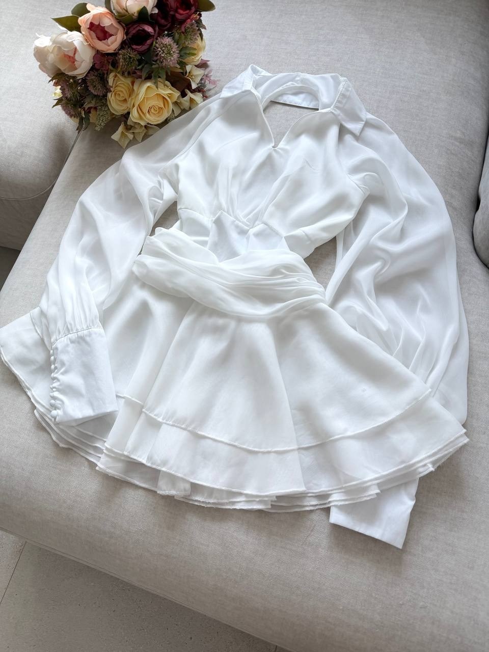 белое мини платье,прозрачная платье,стильные наряды,платье с пышным рукавом,платье стиль