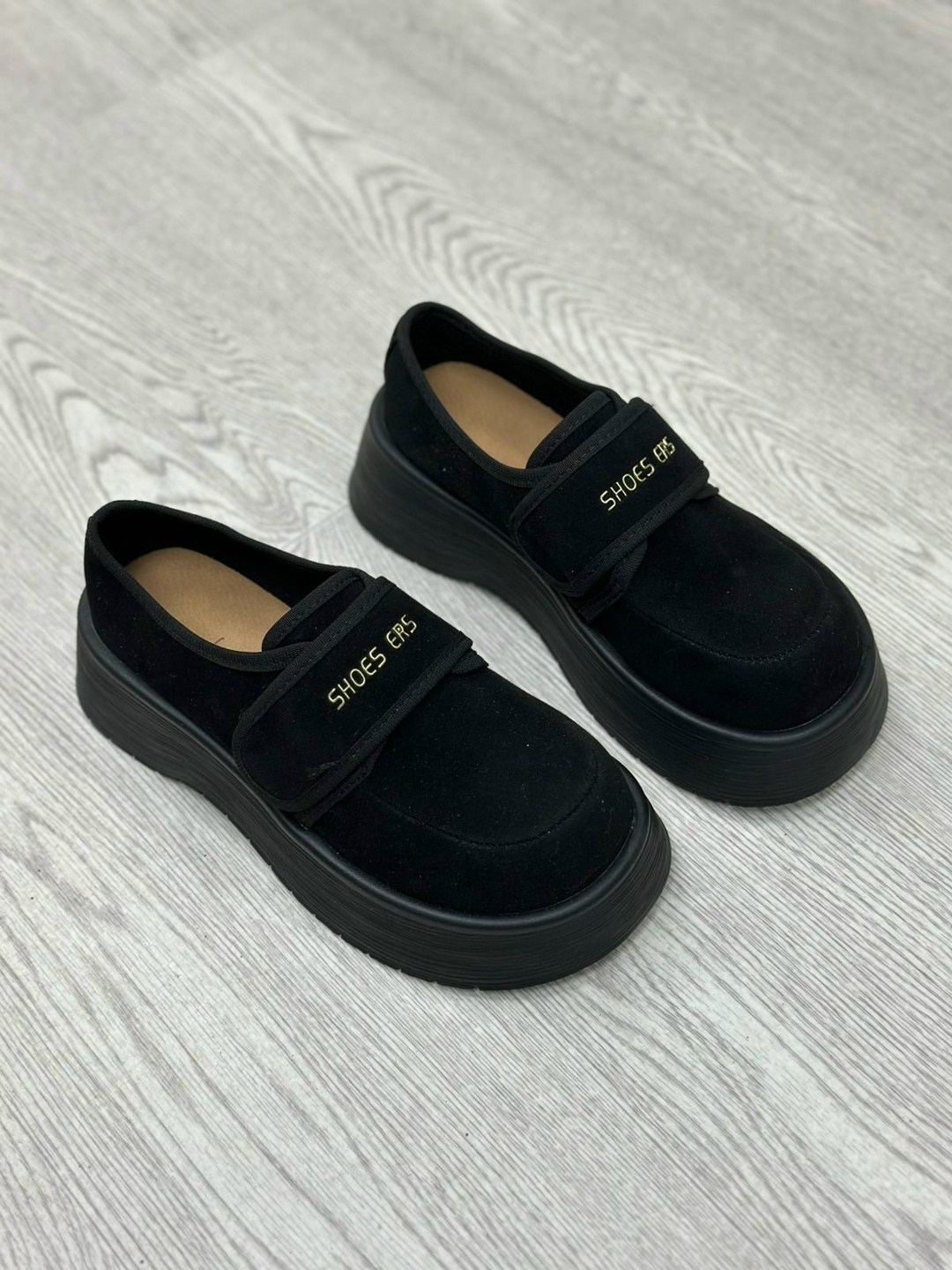 ,женская ,замшевые лоферы miu miu на высокий подошве и фирменной фурнитурой,лоферы замш,лоферы женские