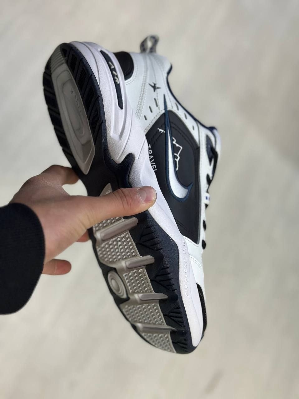 nike air monarch,кроссовки nike air monarch,кроссовки nike air monarch iv,мужские кроссовки nike air monarch iv,nike 415445-100