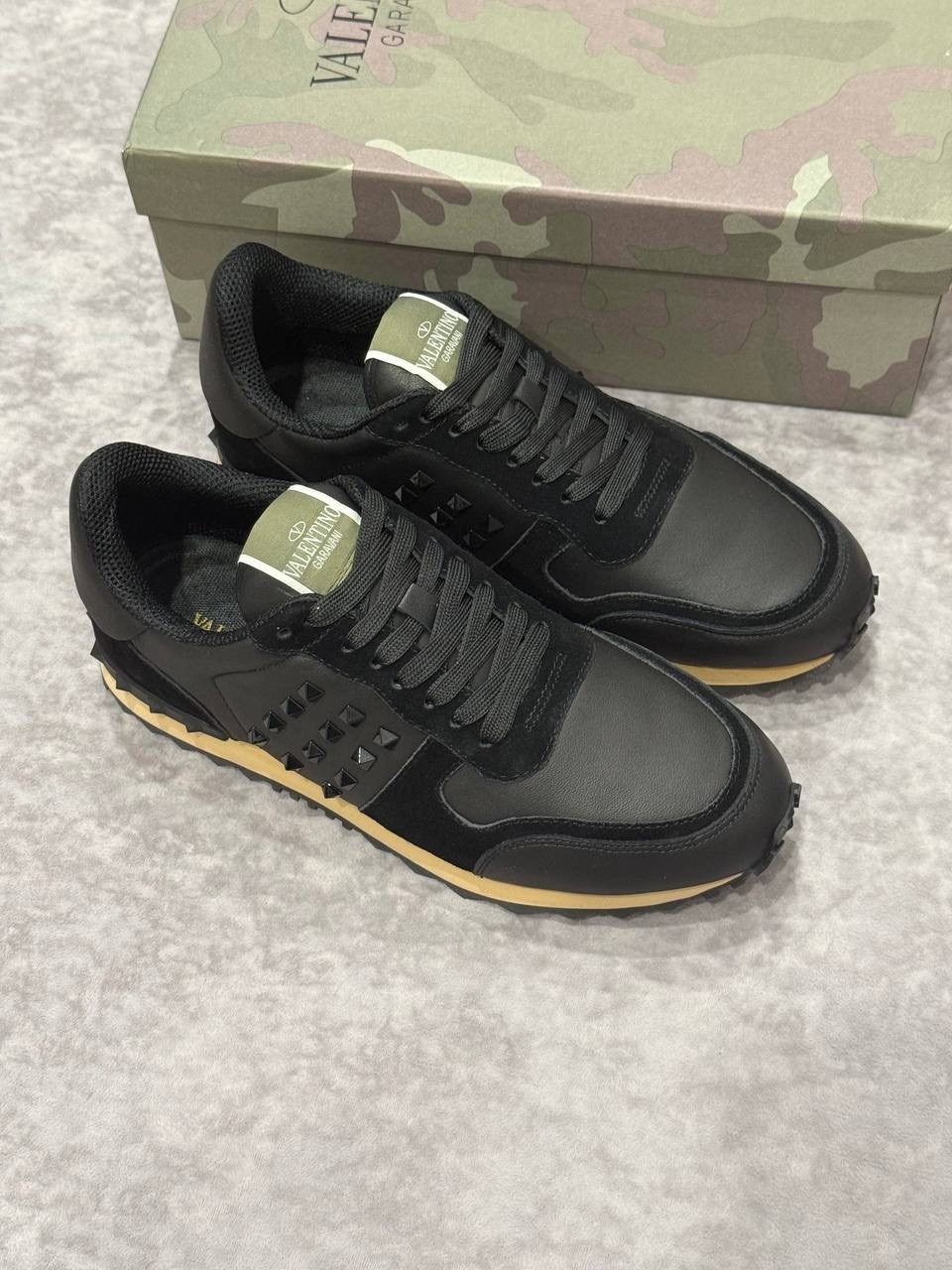 ,кроссовки мужские valentino,кроссовки valentino,валентино гаравани кроссовки мужские,кроссовки valentino rockrunner