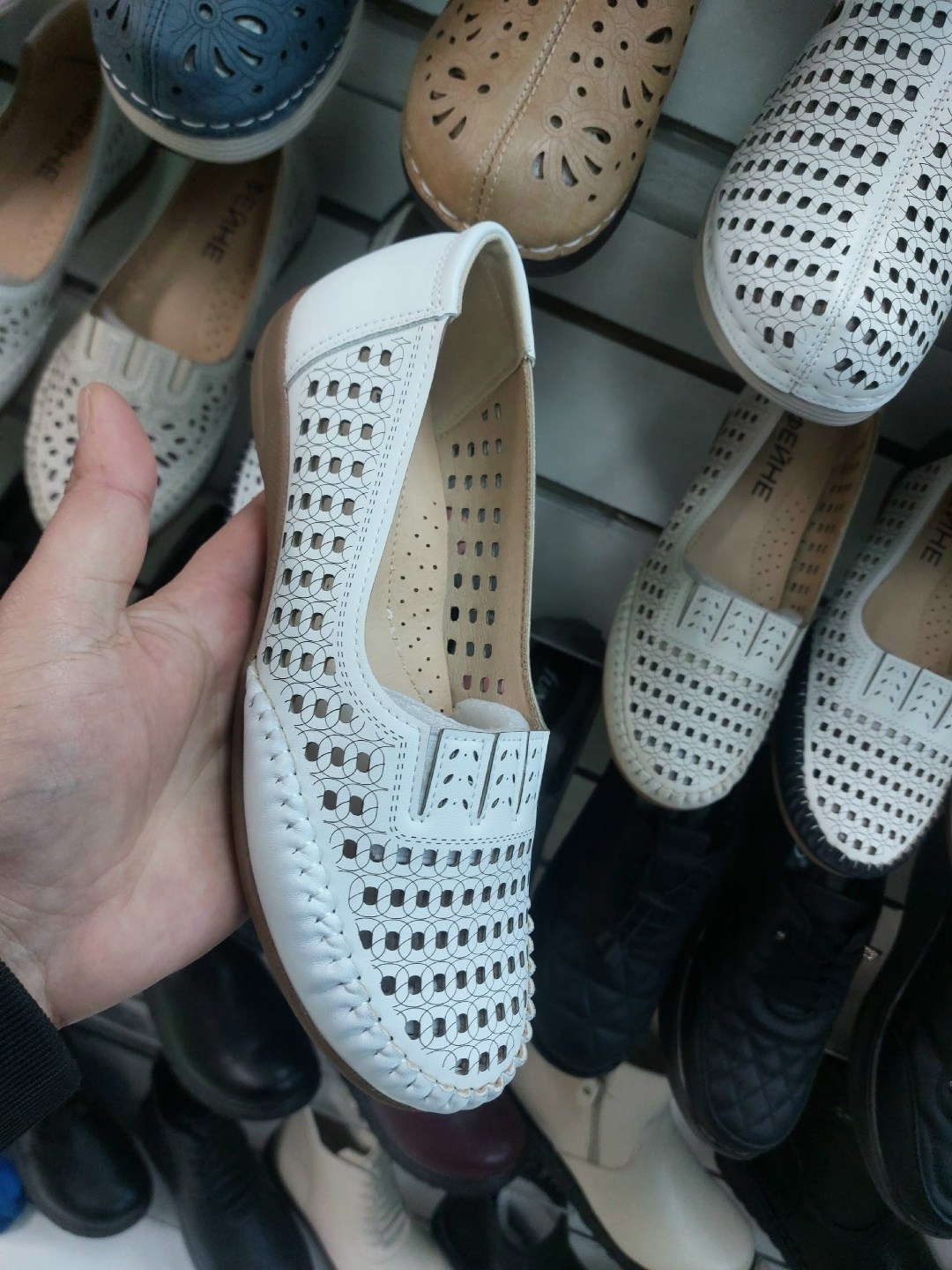 летние туфли женские с перфорацией,туфли женские летние,,туфли женские,женская