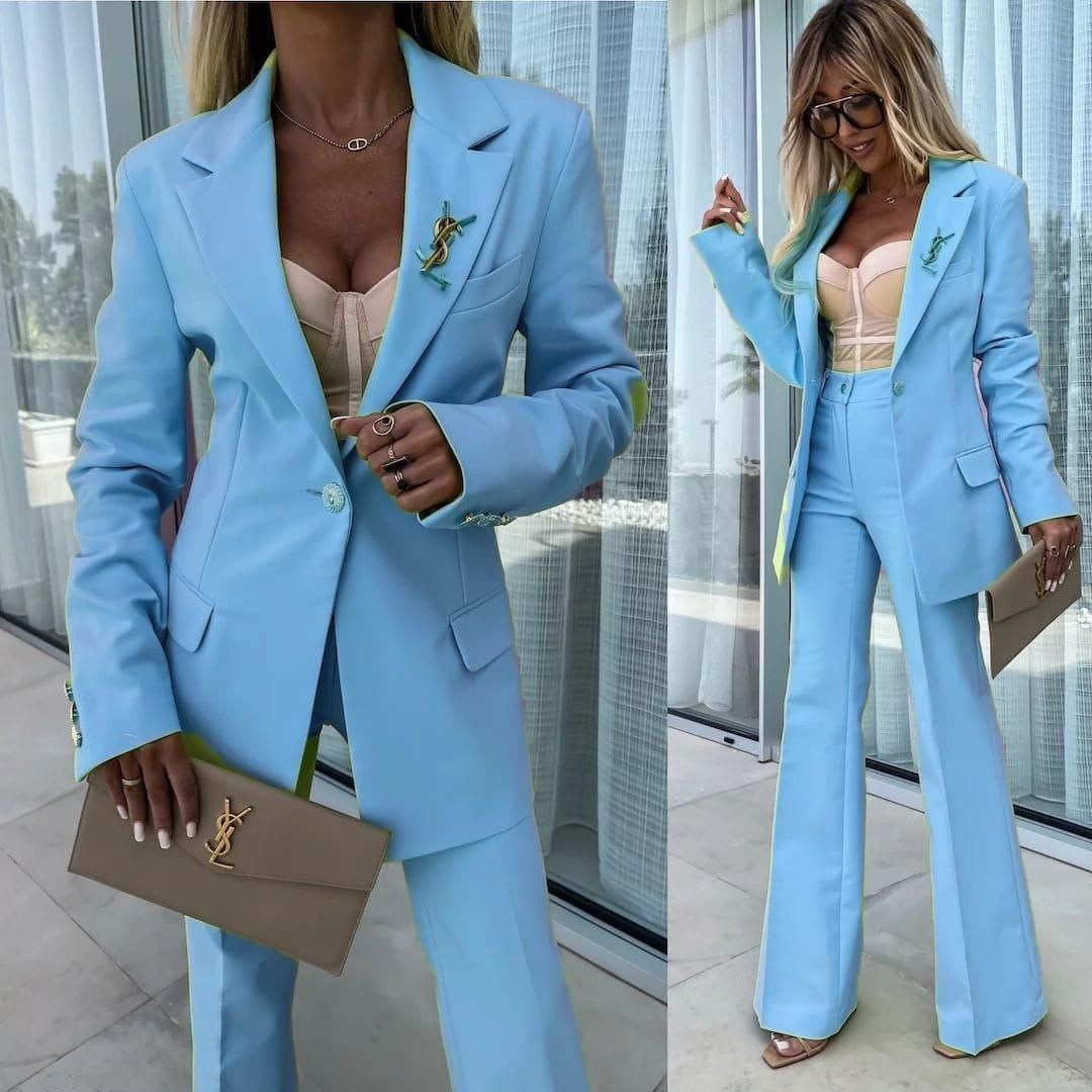 костюм женский брючный с пиджаком модные,брючные костюмы женские,костюм женский брючный с пиджаком,брючный костюм женский лавандовый,костюмы женские модные