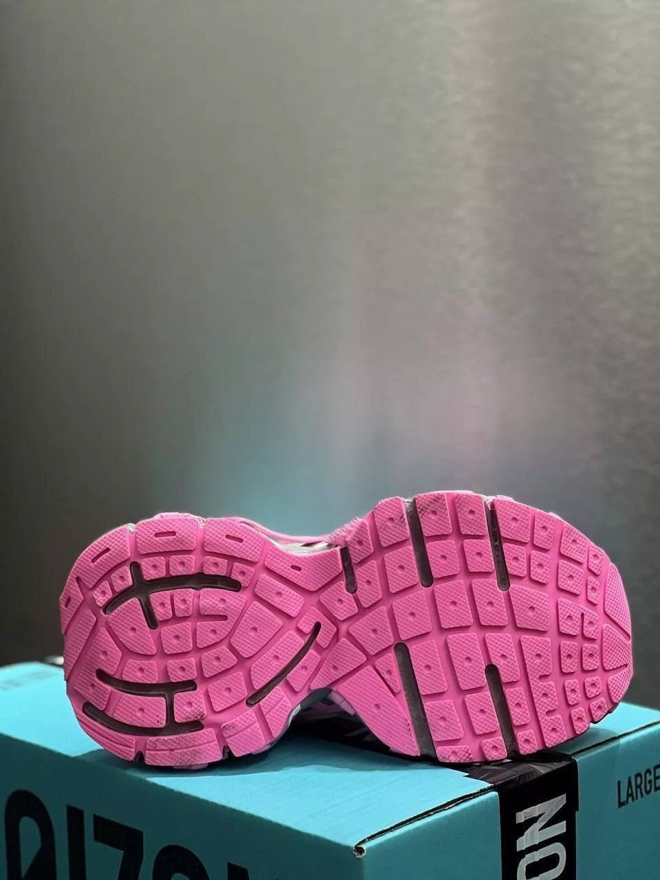 кроссовки женские balenciaga,кроссовки balenciaga,баленсиага track розовые,кроссовки balenciaga 3xl extreme lace sneaker white pink grey,кроссовки balenciaga 3 xl