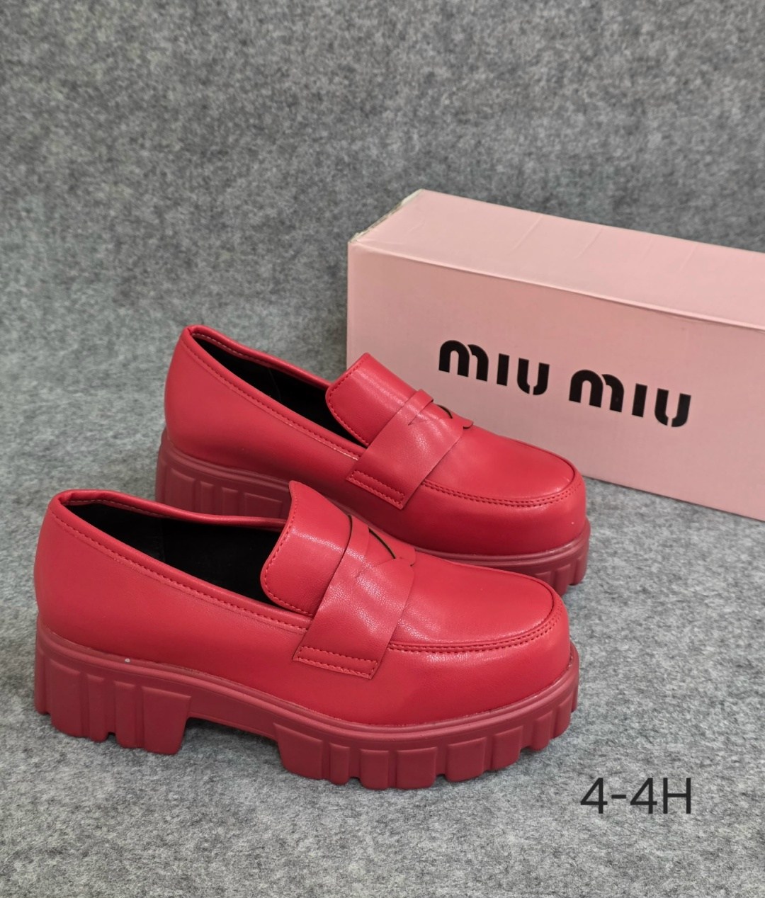 ,лоферы miu miu,лоферы женские, женская,лоферы модные