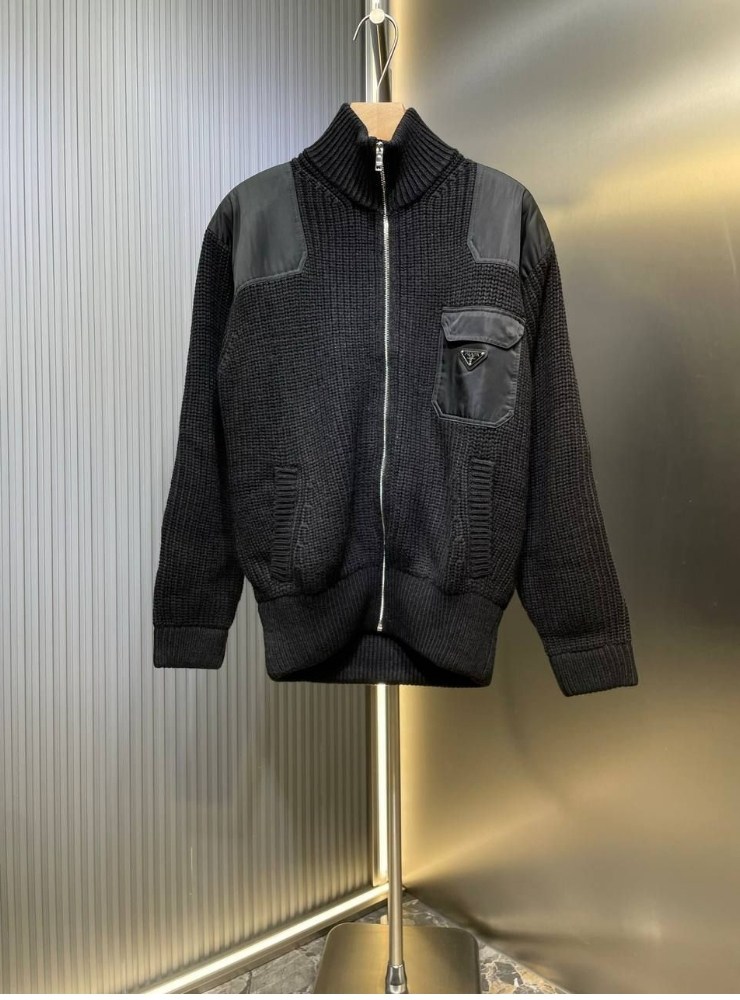 куртка prada,куртка бомбер,мужская куртка бомбер,куртка,легкая куртка