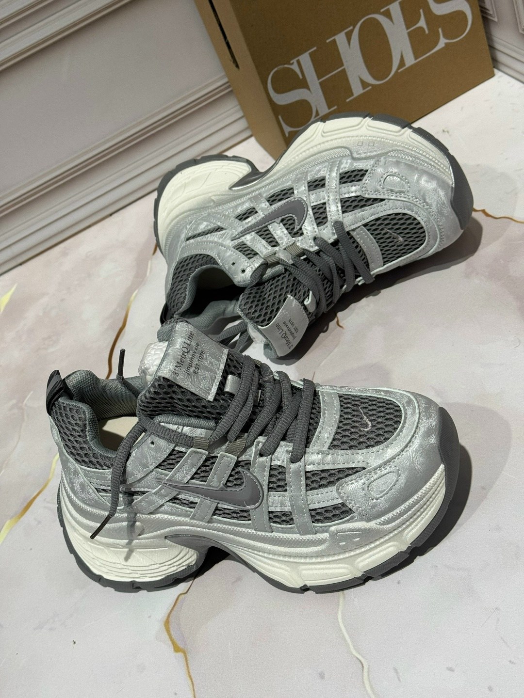 кроссовки женские,повседневные кроссовки,,массивные кроссовки,модные кроссовки