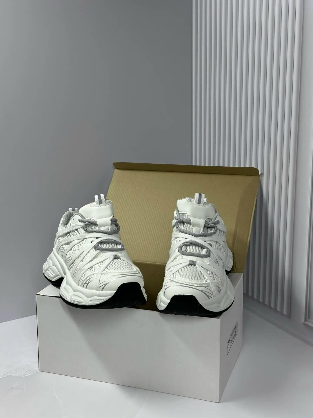 женские кроссовки,массивные кроссовки,кроссовки женские balenciaga,кроссовки для женщин,повседневные кроссовки