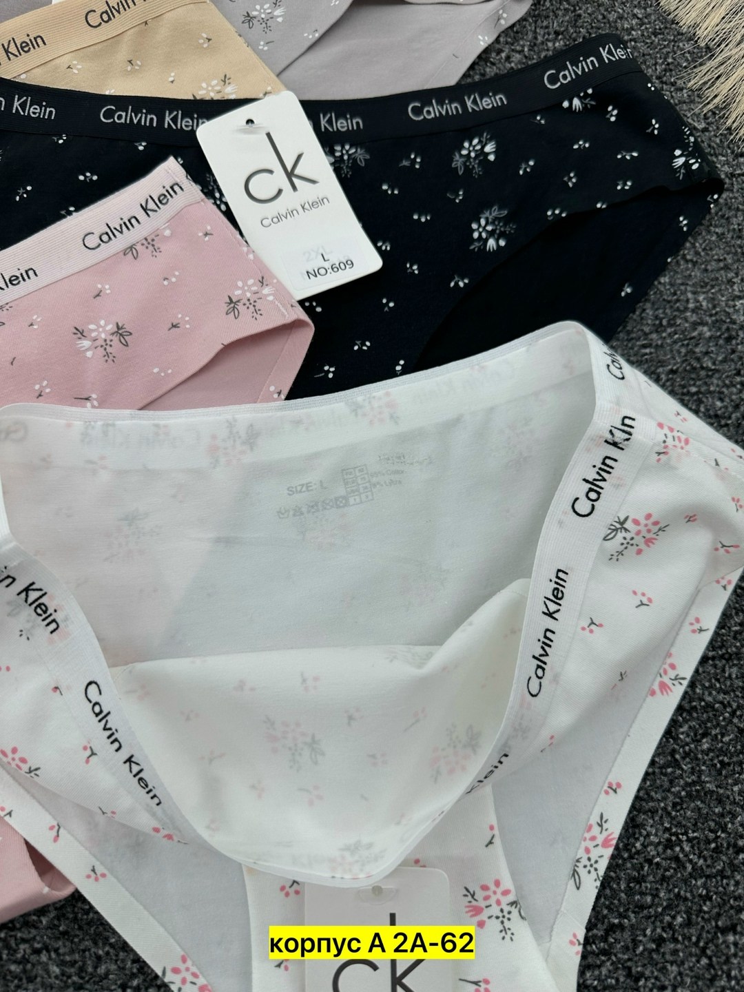 комплект трусов слипы calvin klein,комплект трусов слипы calvin klein underwear,трусы женские calvin klein,комплект трусов женские,женские трусы бесшовные