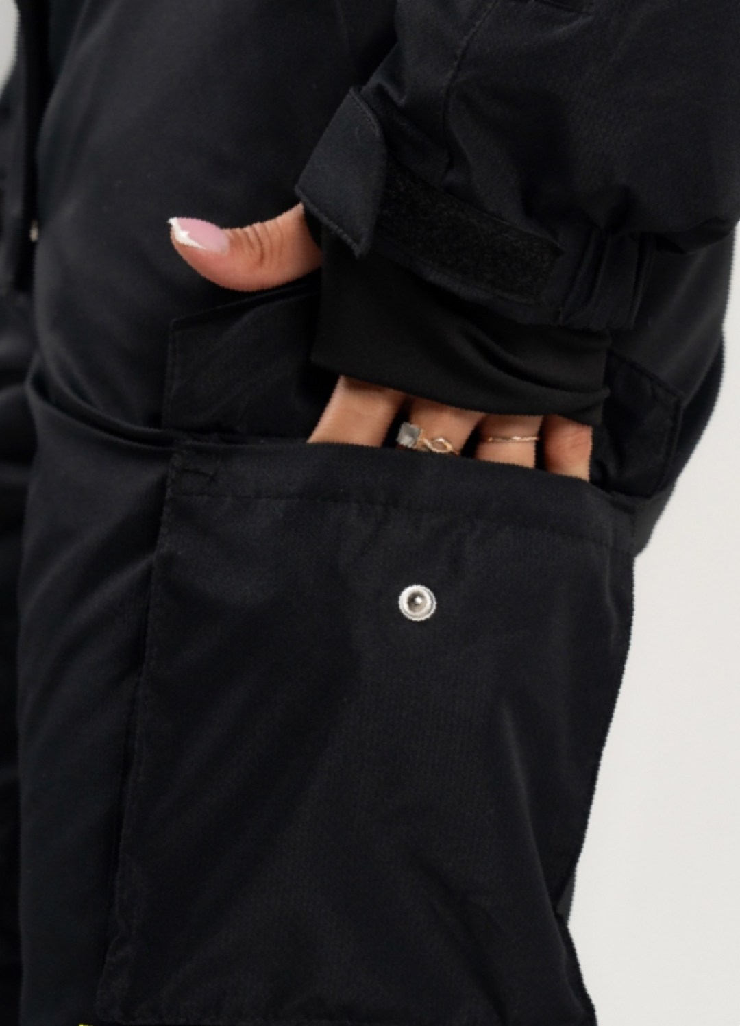 комбинезоны cool zone urban kn1107,черные комбинезоны сноубордические roxy,комбинезон cool zone urban black xs int,женский горнолыжный комбинезон,комбинезон oneskee женский