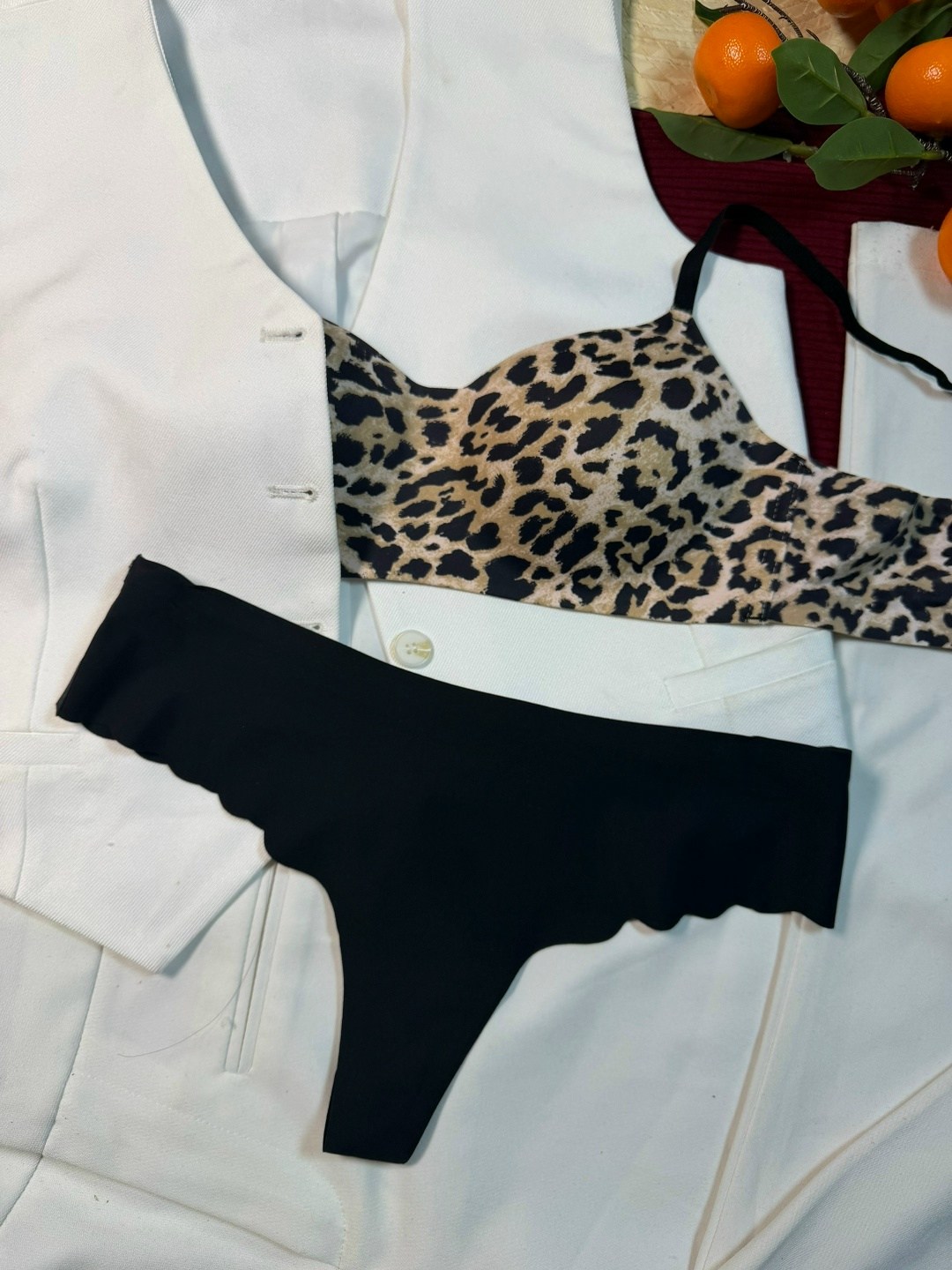 женские трусы бесшовные,стринги нижнее белье,комплект трусов стринги бесшовные,трусики бесшовные,комплект трусов стринг