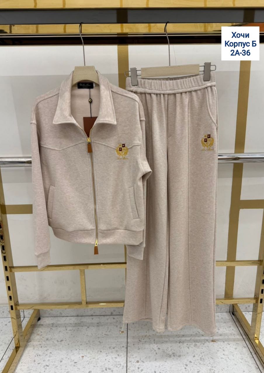 спортивный костюм,костюм спортивный женский,спортивный костюм billionaire,костюм белый,костюм miu miu